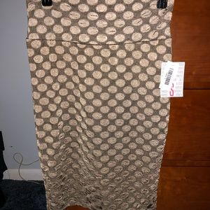 New LuLaRoe Cassie size Small